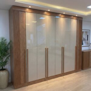 Guarda-Roupa Casal 8 Portas Boston - 8 Gavetas - 100% MDF - 2.75m - Ripado - Sapateira - Cinamomo com Off White